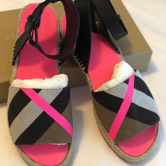 burberry espadrilles pink